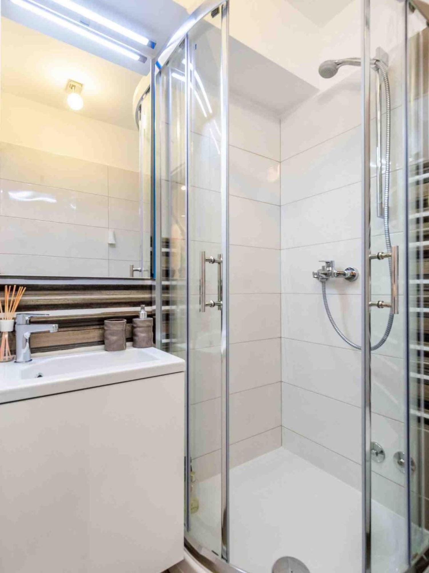 Srok Apartments With Pool Kastav Habitación foto